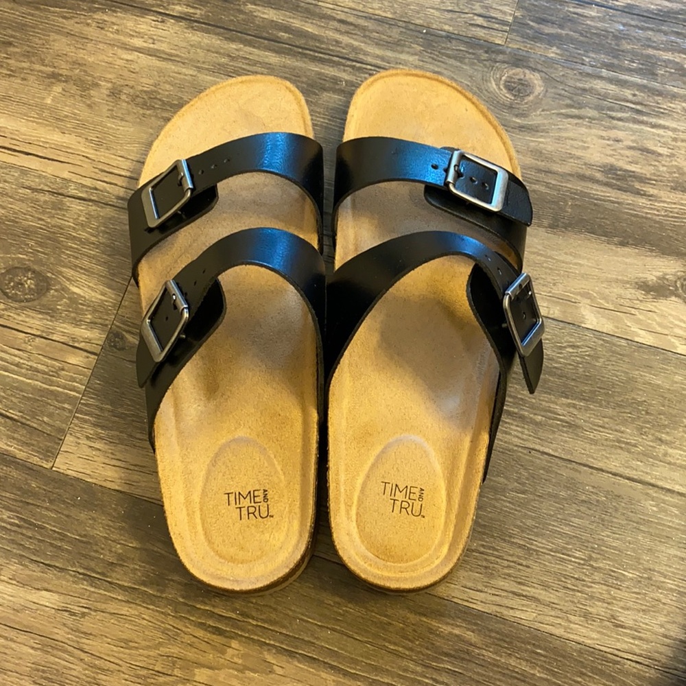 Black sandal